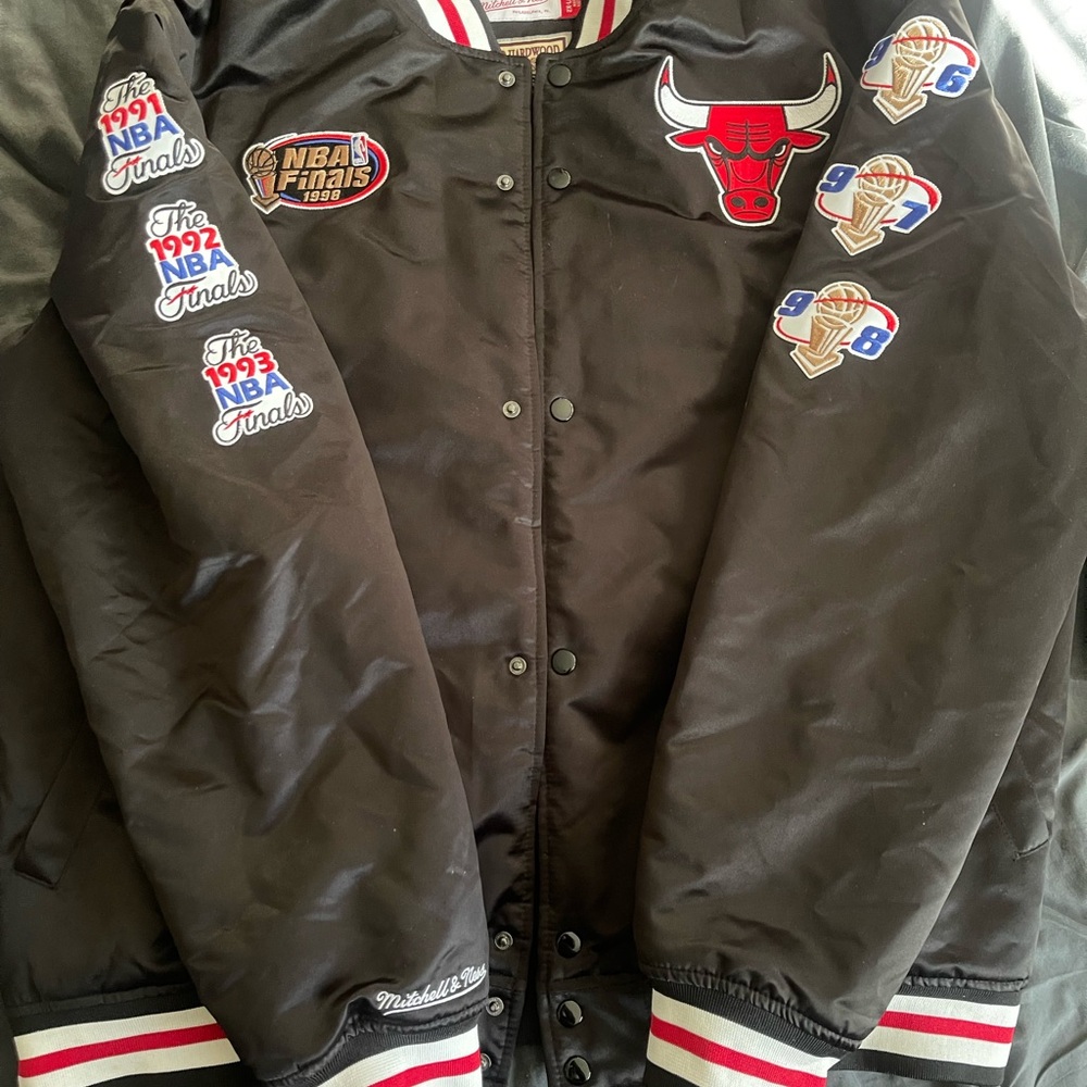 Mitchell & Ness Hardwood Classics Black Jacket